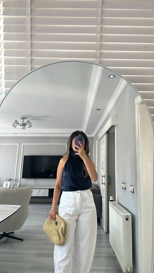 Boğazlı Kolsuz Bluz — Lacivert